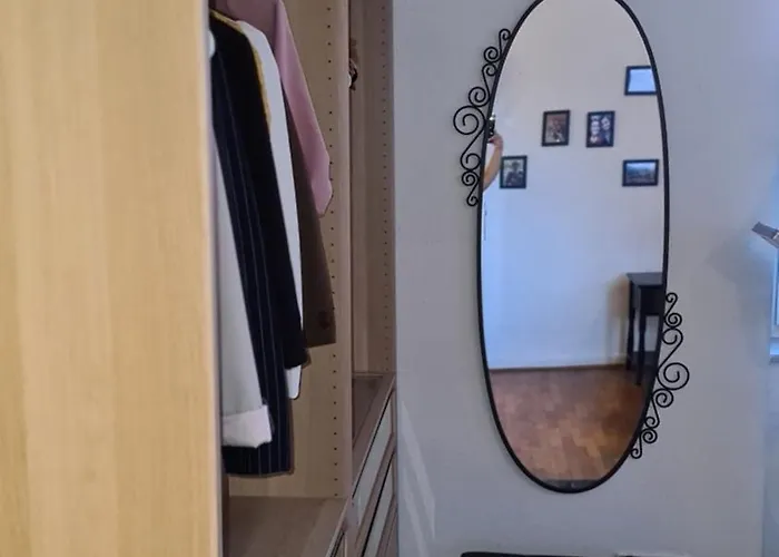 בית אירוח Gemuetliches In Einer Altbauwohnung In Der Stadt